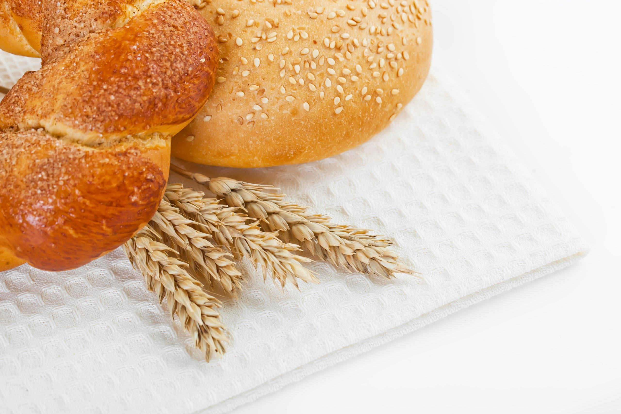 bread-wheat-white-towel